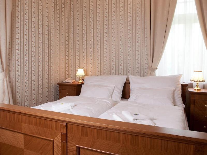 Strančice Hotel Zamek Berchtold מראה חיצוני תמונה