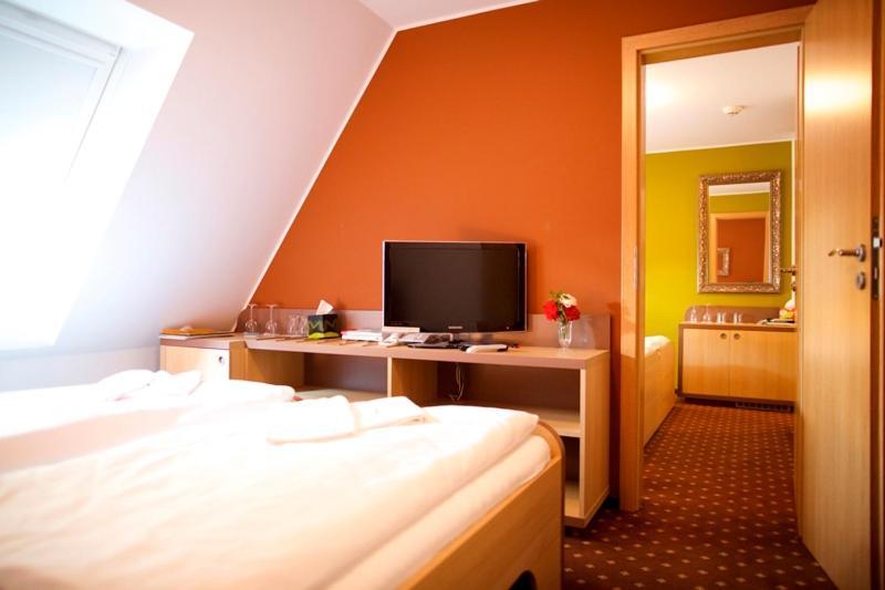 Strančice Hotel Zamek Berchtold מראה חיצוני תמונה