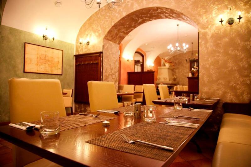 Strančice Hotel Zamek Berchtold מראה חיצוני תמונה