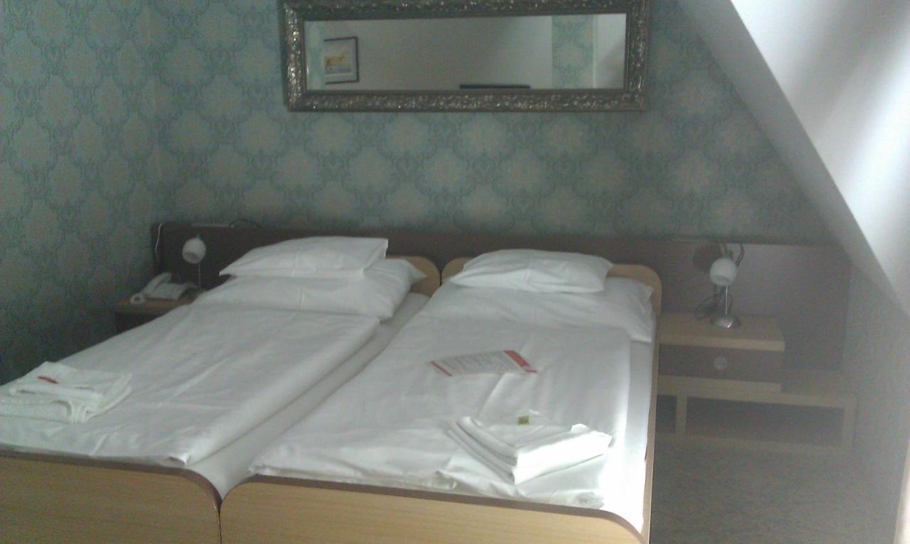Strančice Hotel Zamek Berchtold מראה חיצוני תמונה