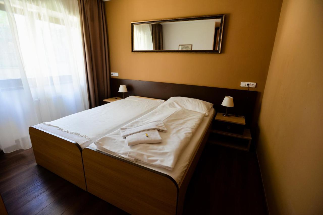Strančice Hotel Zamek Berchtold מראה חיצוני תמונה